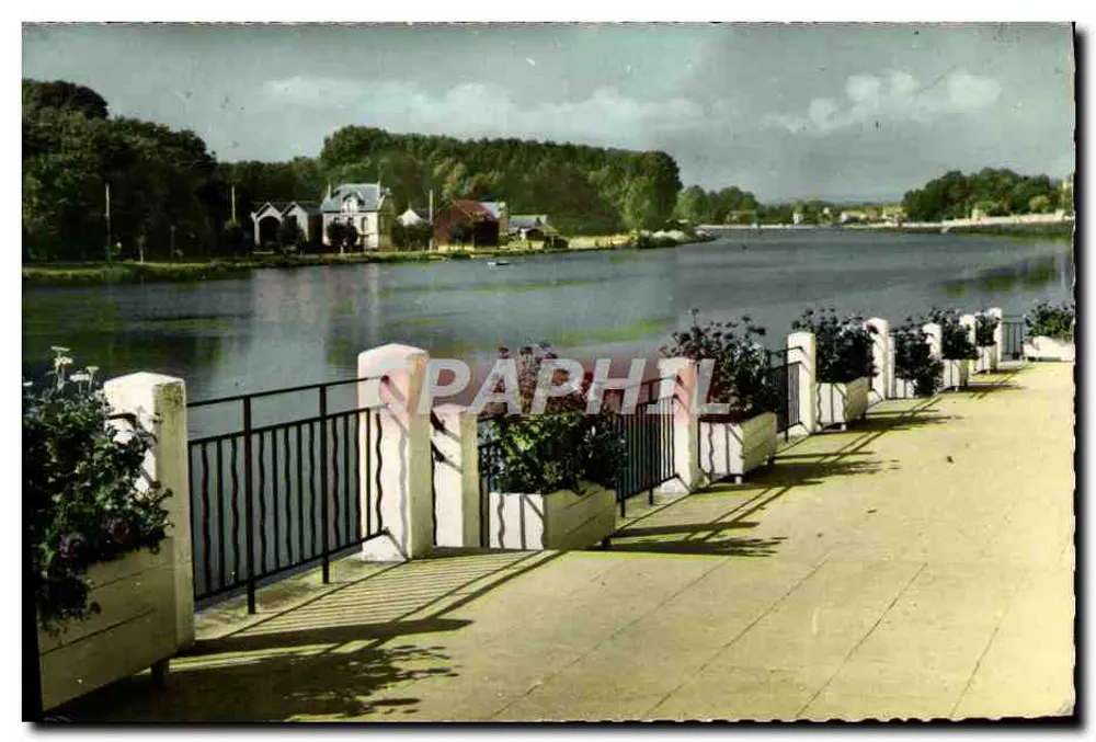 Joigny (Yonne) — As margens do rio Yonne — editor Joigny - Frente