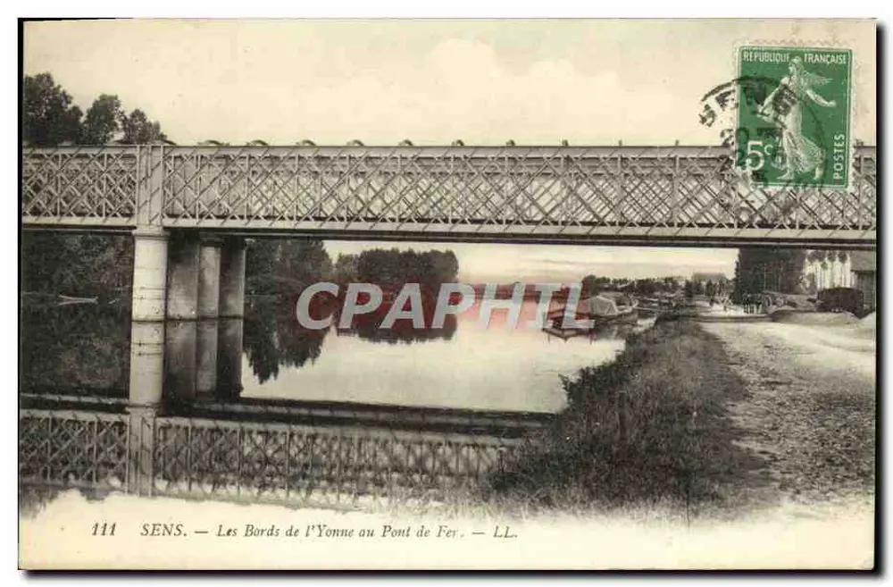 SENS — Die Ufer der Yonne am Eisenbrücke — LL. - Vorderseite