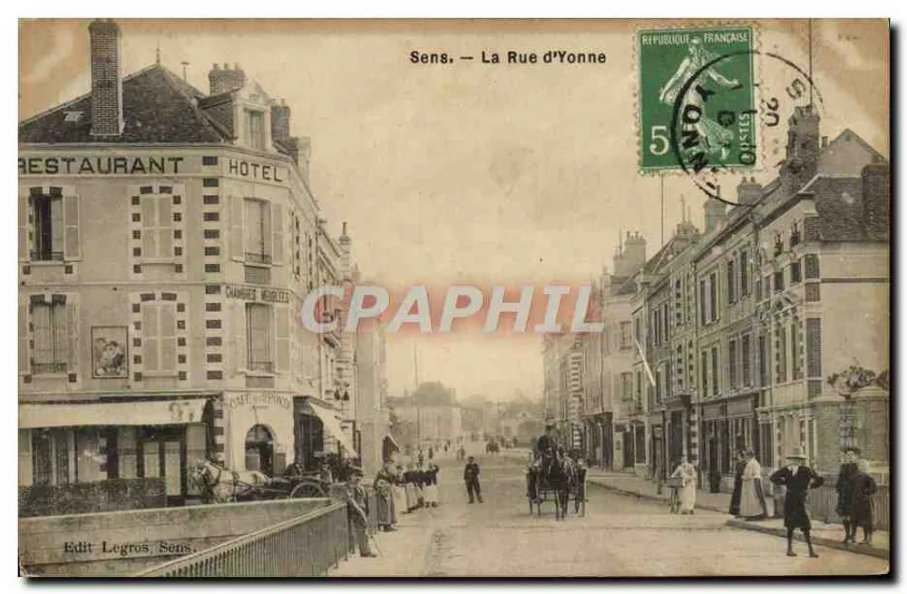 Sens — A Rue d'Yonne — Edit Legros, Sens - Frente