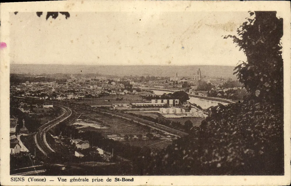 Sens (Yonne) — Vista geral tirada de St-Bond — Editor: C. Macor - Frente