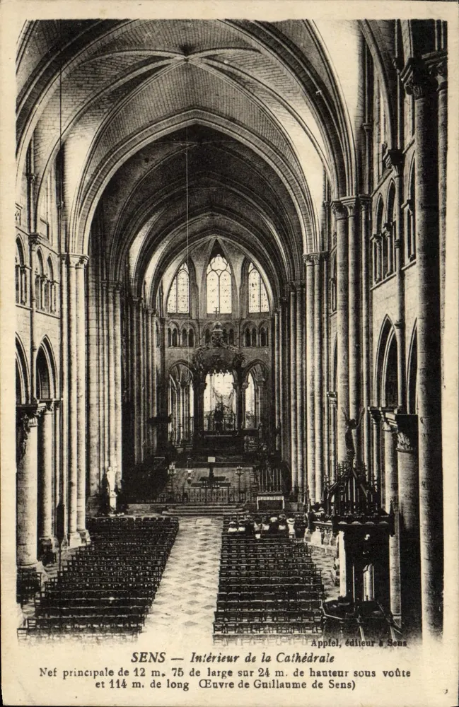 SENS — Interior da Catedral — Appfel, editor em SENS - Frente