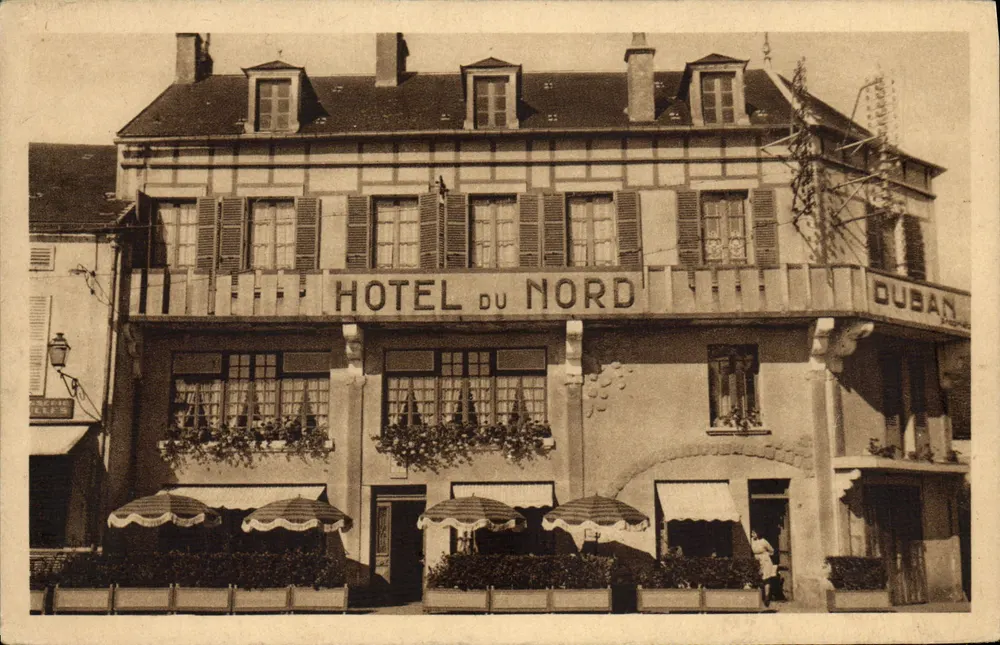 Hotel du Nord — Quarré-les-Tombes — A. Duban - Vorderseite