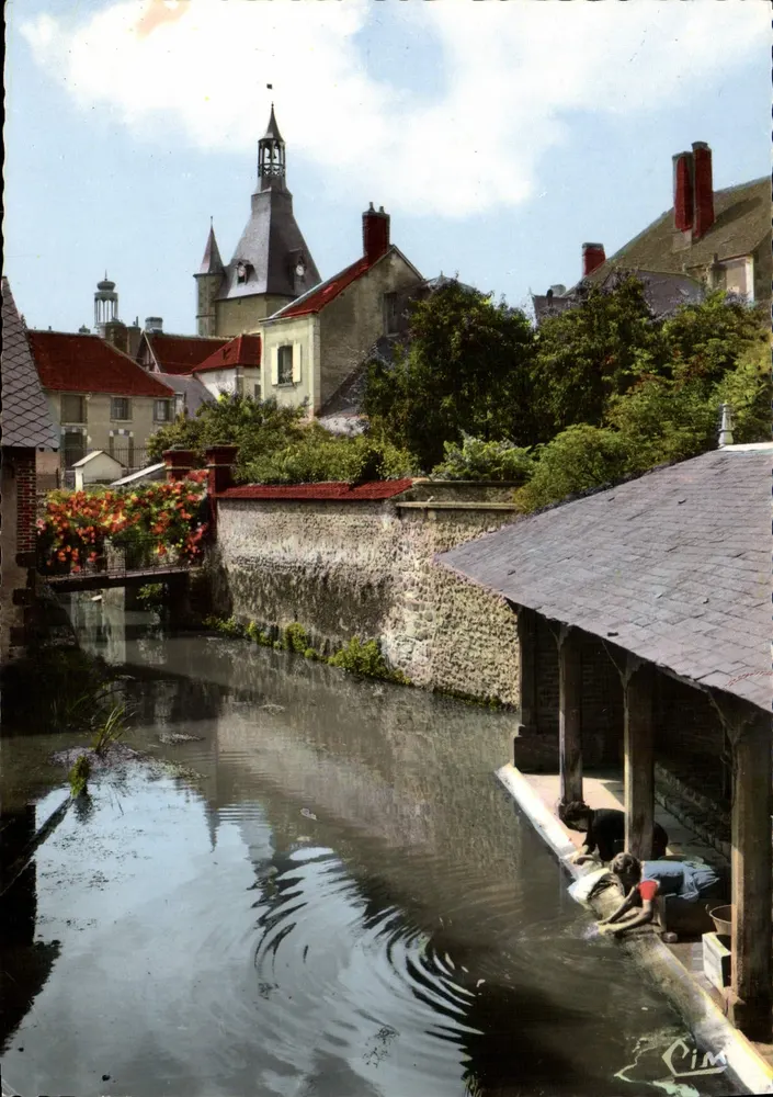 Saint-Fargeau — Blick auf den Kanal und die Kirche — Verlag CIM - Vorderseite