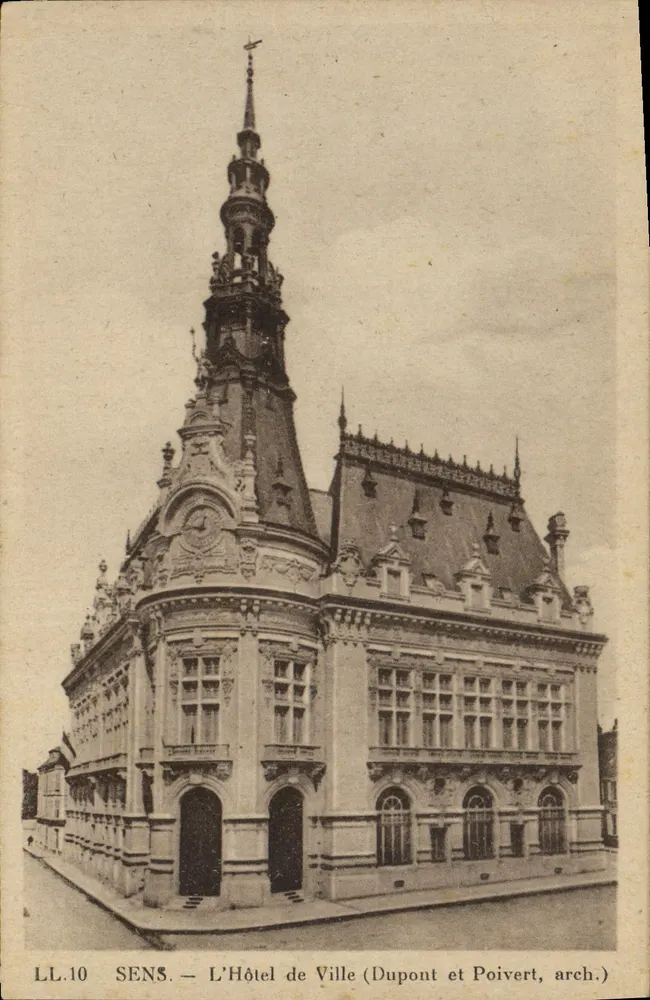 SENS — L'Hotel de Ville (Dupont e Poivert, arch.) - Recto