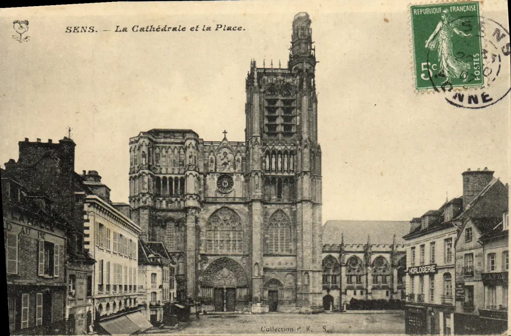 Sens — A Catedral e a Praça — Coleção R. S. - Frente