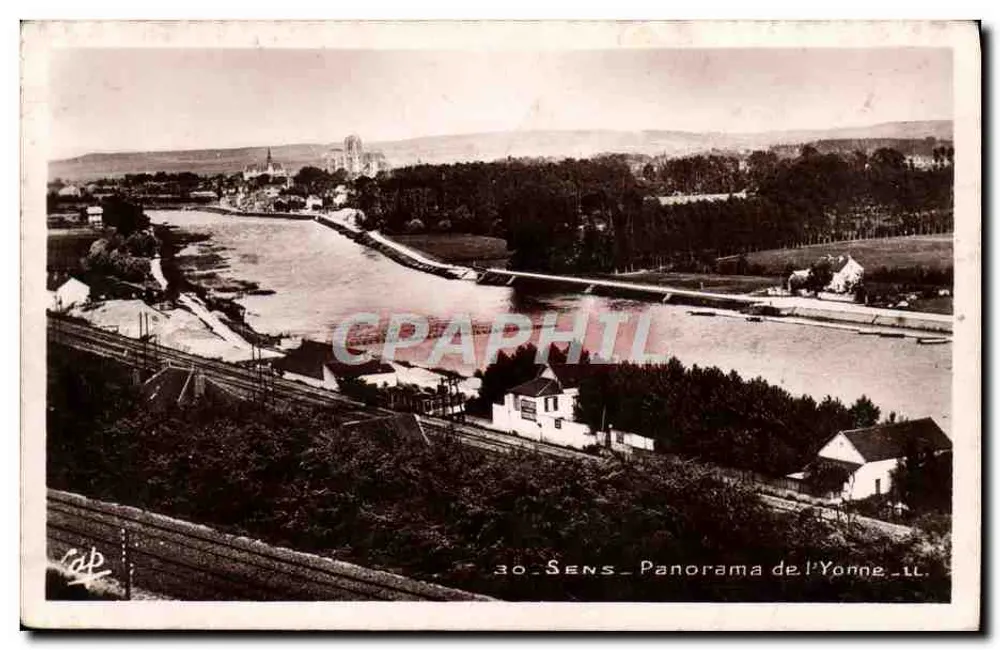 Sens — Panorama do rio Yonne — G.A.P. n°30 - Frente