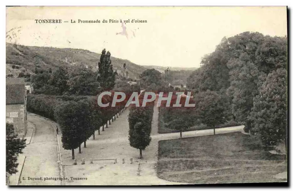 Tonnerre — Ansicht der Pâtis-Promenade aus Vogelperspektive — L. Durand, Fotograf, Tonnerre - Vorderseite
