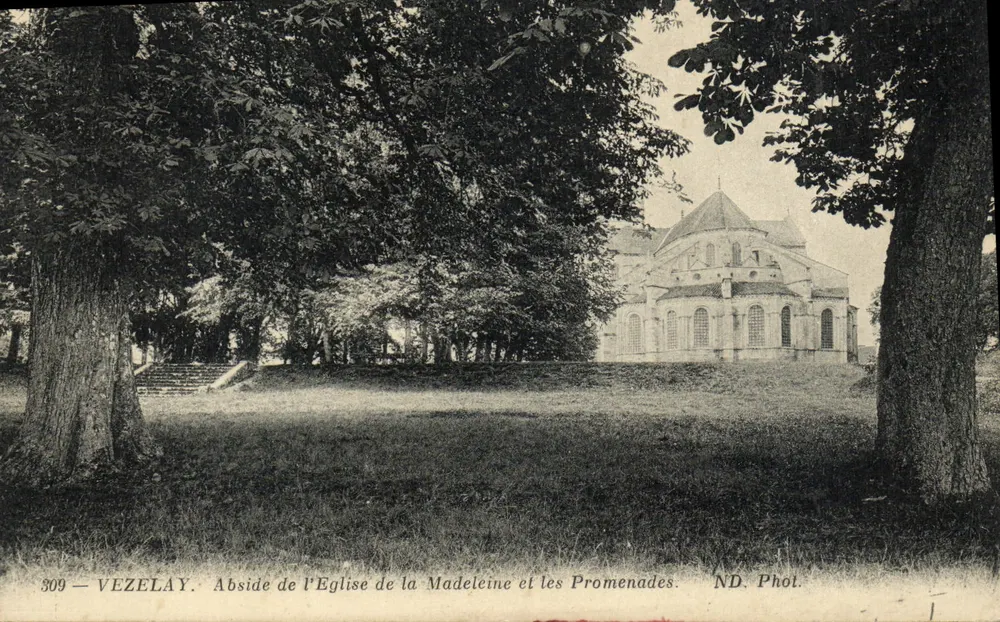 Vézelay — Apsis der Kirche Sainte-Madeleine und die Promenaden — ND. Foto n°309 - Vorderseite