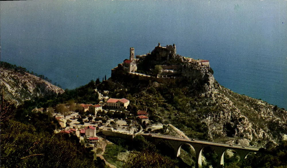 Eze-Village — vista della Grande Corniche — Les Éditions Cimiez, Nice - Recto