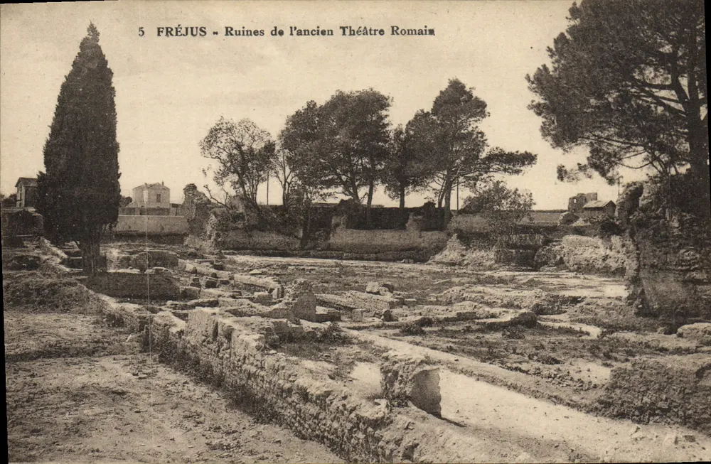 Fréjus - Ruinen des alten römischen Theaters — unbekannter Verlag, Seriennummer 5 - Vorderseite