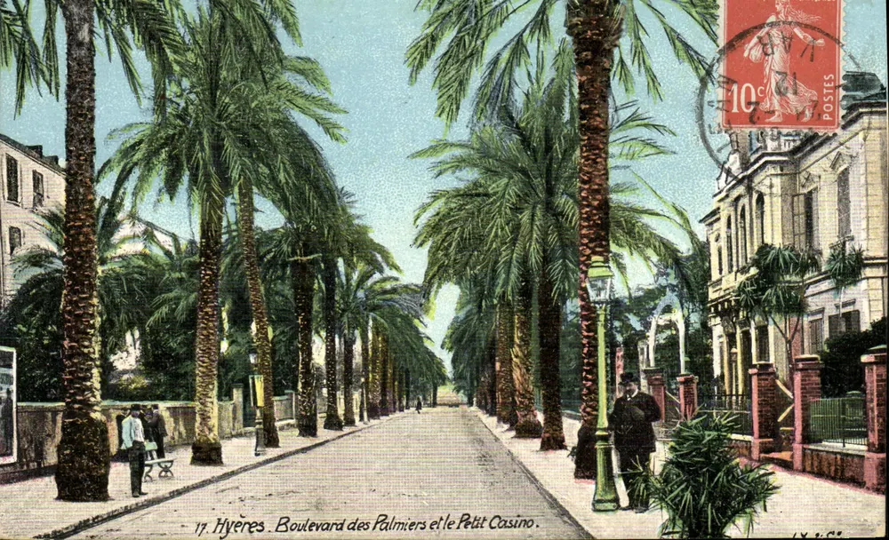 Hyères. Boulevard des Palmiers und das Petit Casino — Verlag nicht sichtbar, Seriennummer 17 - Vorderseite
