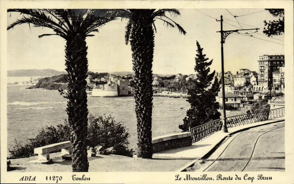 Le Mourillon, Route du Cap Brun — Toulon — ADIA 11270 - Frente