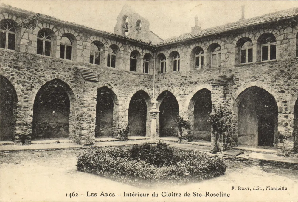 Les Arcs — Interior do Claustro de Santa Roseline — P. Ruat, editor, Marselha - Frente