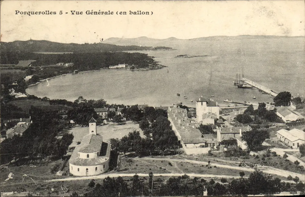 Porquerolles - Vista Geral (de balão) — Figuier, Calteur — n°5 - Frente