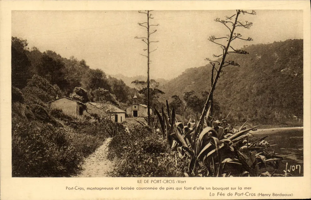 Wyspa Port-Cros — górzysta i leśna, koronowana sosnami — Henry Bordeaux - Awers