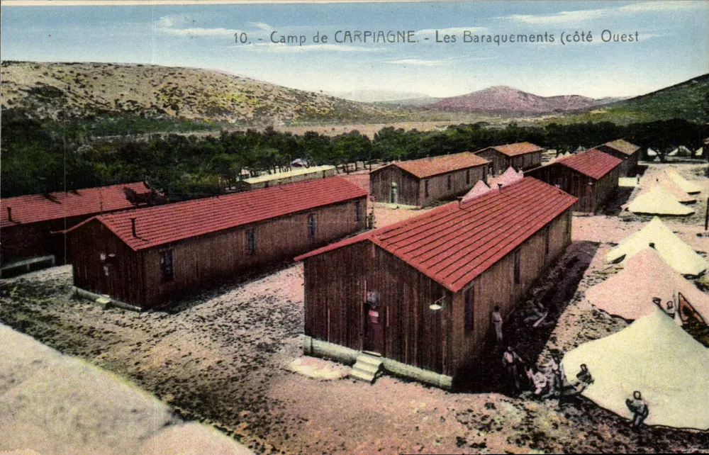 Lager CARPIAGNE — Die Baracken (Westseite) — Edition « La Cigogne » - Vorderseite