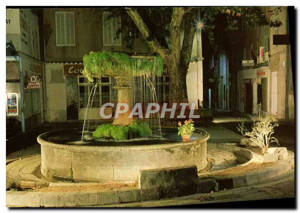 Gemenos — Fontaine de la Place Clémenceau — Nachtsicht — Verlag ELIOPHOT - Vorderseite