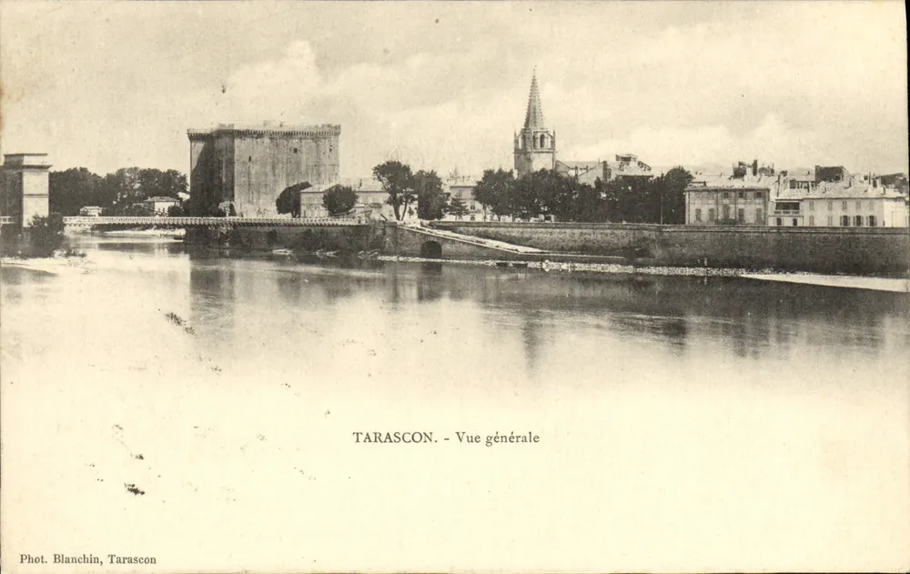 Tarascon — Vista geral — Fot. Blanchin, Tarascon - Frente