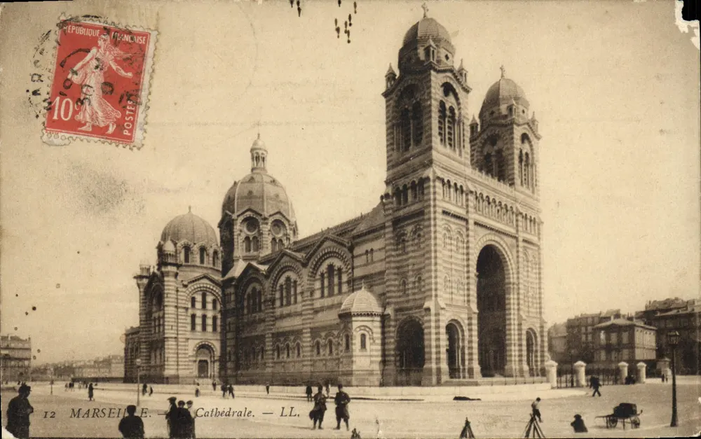 Marselha — A Catedral — LL. - Frente