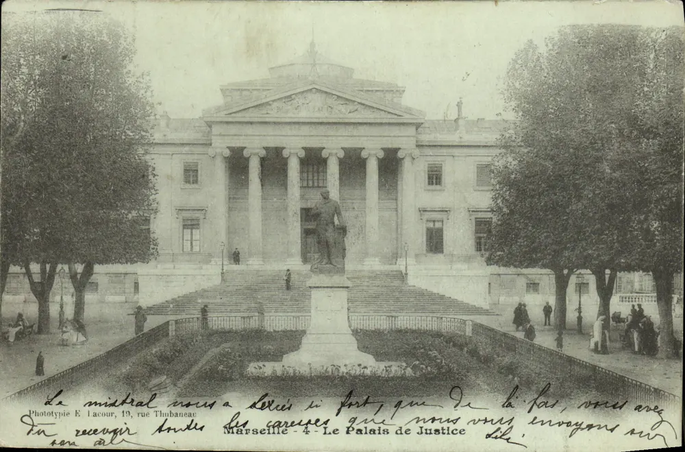O Palácio de Justiça — Marselha — Fototipia E. Lacour, rua Thubaneac - Frente