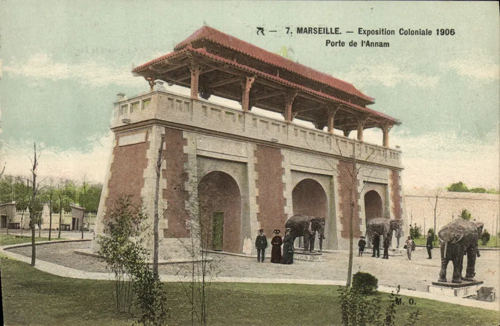 Marseille — Exposição Colonial 1906 — Porta da Annam - Frente