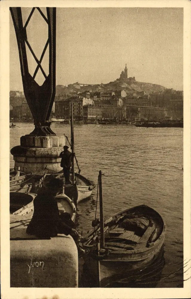 Marselha — Perspectiva sobre Notre-Dame de la Garde — Edição de Arte YVON - Frente