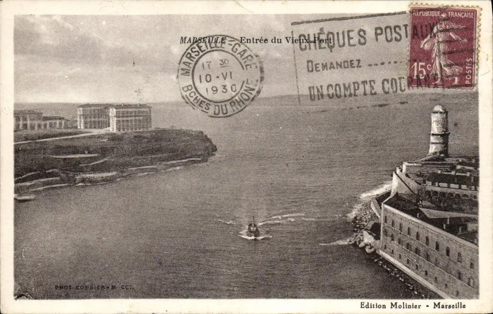 Entrée du Vieux Port — vue du port avec bateau et phare — Édition Molinier, Marseille - Vorderseite
