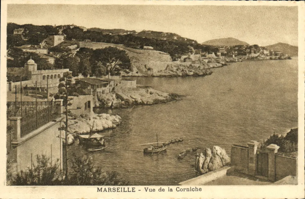 Marseille - Vista da Corniche — Cartes Postales Marseille - Frente