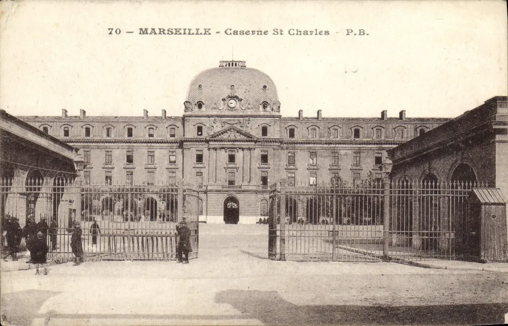 Marselha — Caserne St Charles — P.B. — n°70 - Frente