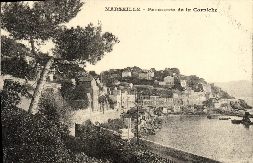 Marselha - Panorama da Corniche - Frente