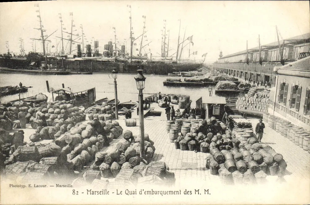 Marseille — Le Quai d'embarquement des M. M. — Phototyp. E. Lacour — n° 82 - Recto