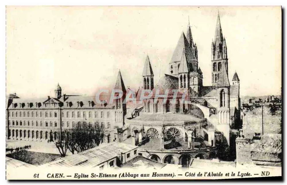 Caen — Igreja de São Etienne (Abadia dos Homens) — Lado da Abside e o Liceu — ND - Frente