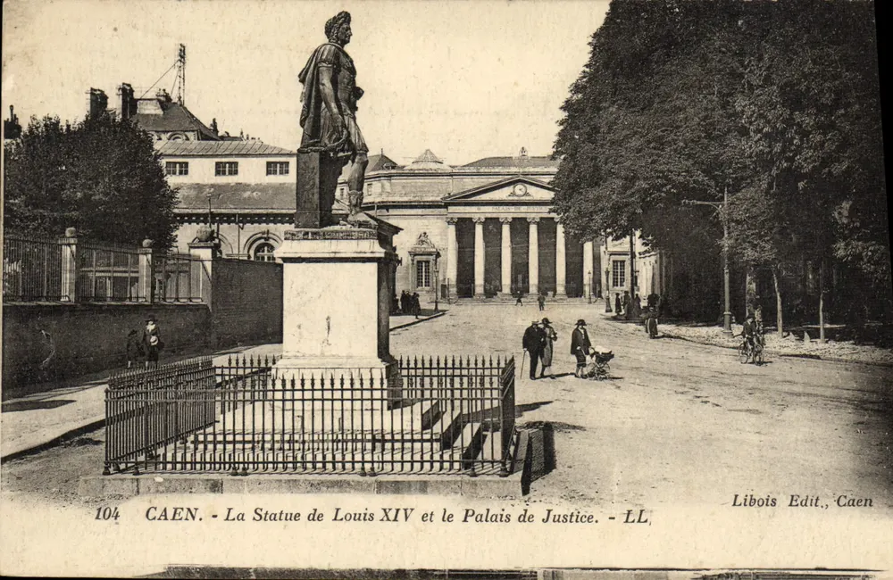 Caen - Die Statue von Louis XIV und das Palast der Gerechtigkeit — Libois Edit., Caen - Vorderseite