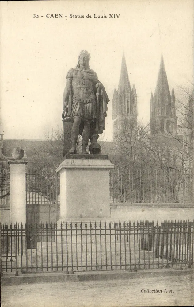 CAEN - Estátua de Luís XIV — Coleção I. A. — n° 32 - Frente
