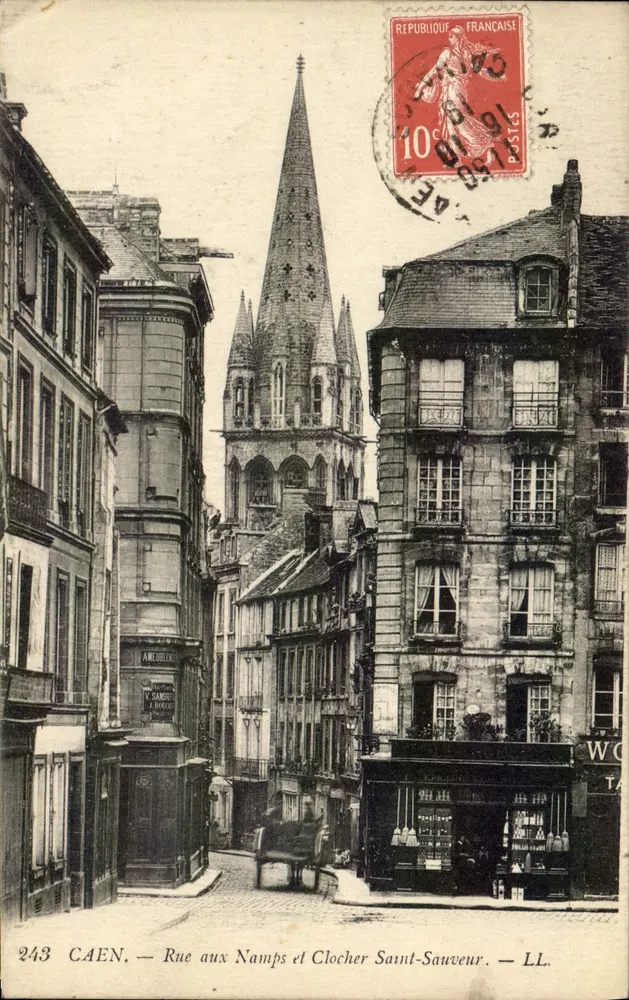 CAEN — Rue aux Namps und Turm der Kirche Saint-Sauveur — LL. - Vorderseite