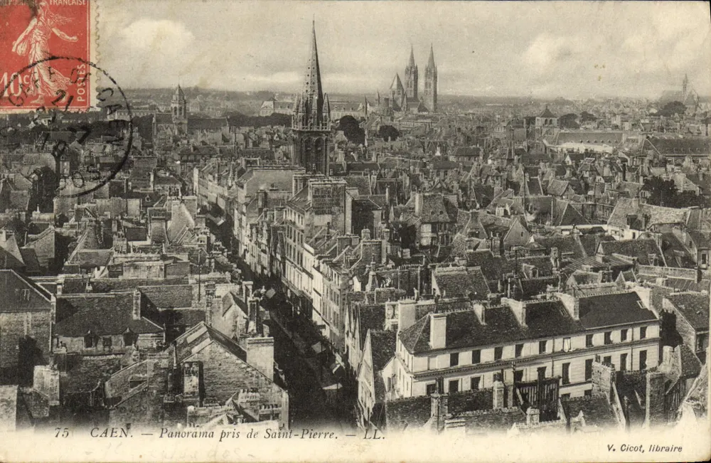 CAEN — Panorama tirado de Saint-Pierre — V. Cicot, livraria - Frente