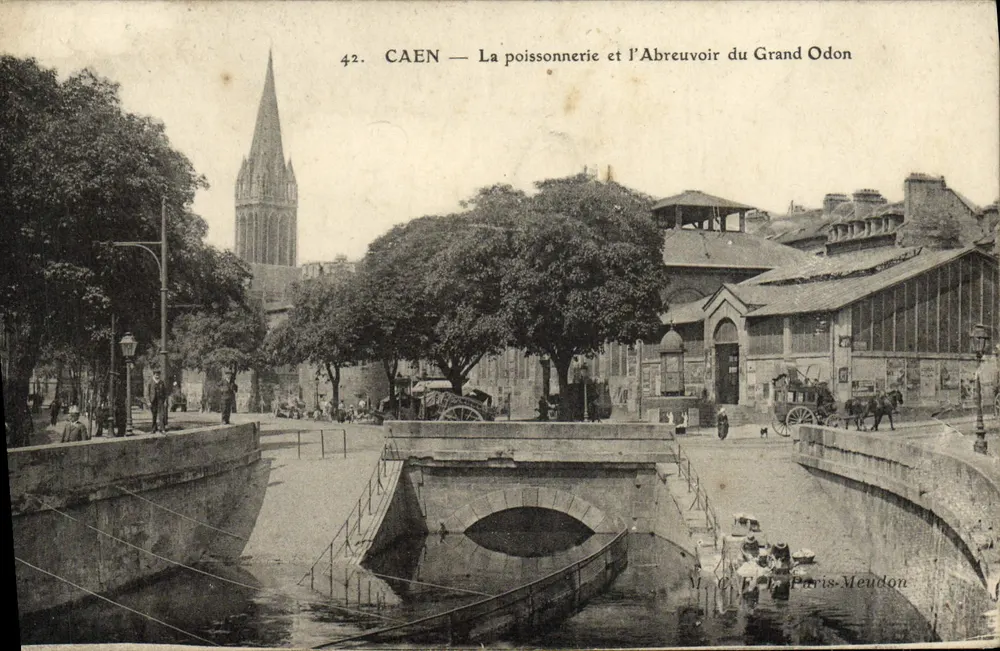 CAEN — Der Fischmarkt und das Wasserbecken des Grand Odon — M. C. F. E. Paris-Meudon - Vorderseite