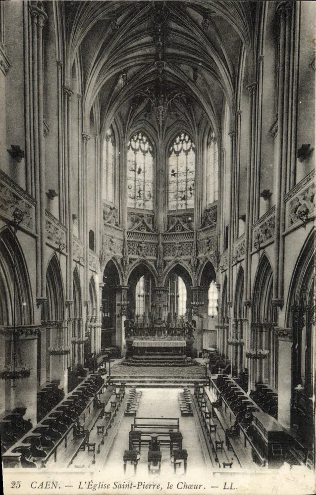Caen — A Igreja de São Pedro, o Coro — LL. N° 25 - Frente