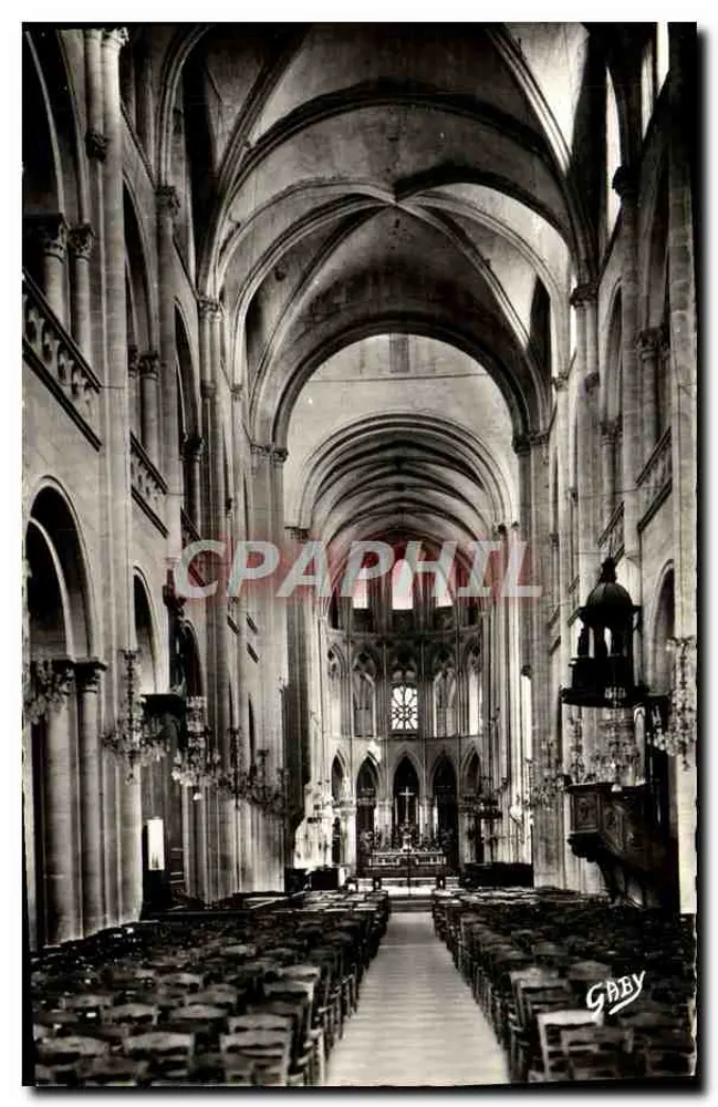 Abteikirche Saint-Étienne — Die Kirche (11. Jahrhundert) und der Chor (13. Jahrhundert) — Gaby, Nantes - Vorderseite