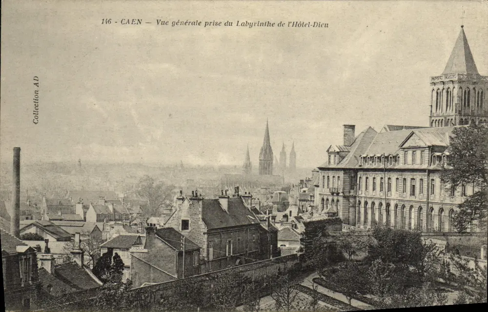 Caen — Allgemeiner Blick vom Labyrinth des Hôtel-Dieu - Vorderseite