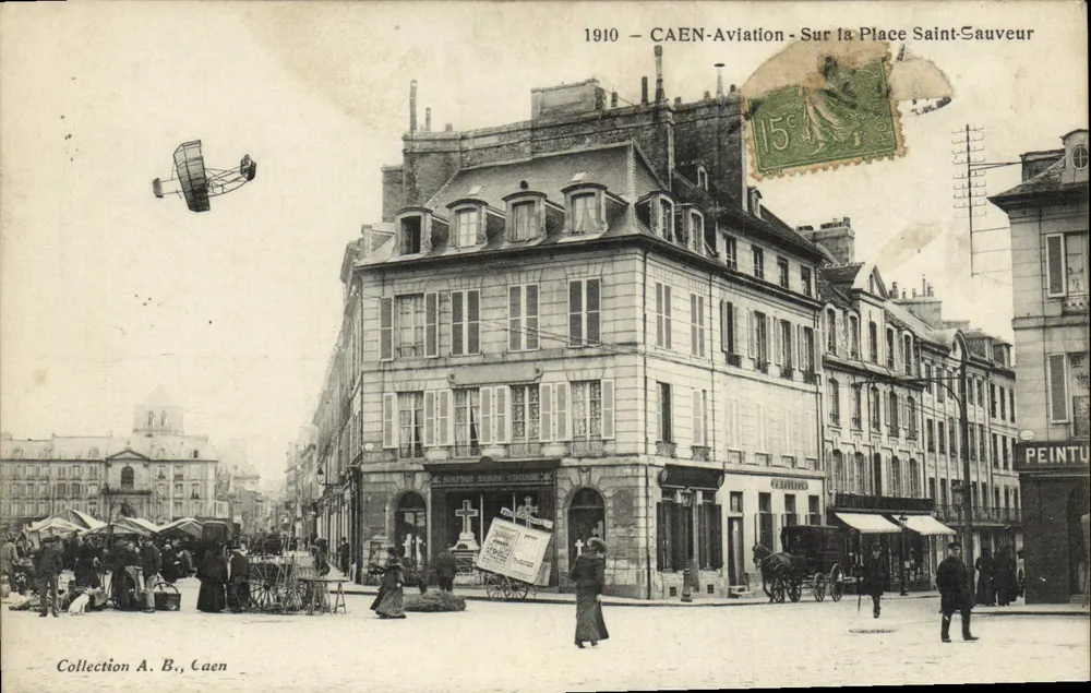 CAEN-Aviation - Auf der Place Saint-Sauveur — 1910 — Verlag: Collection A. B., Caen - Vorderseite