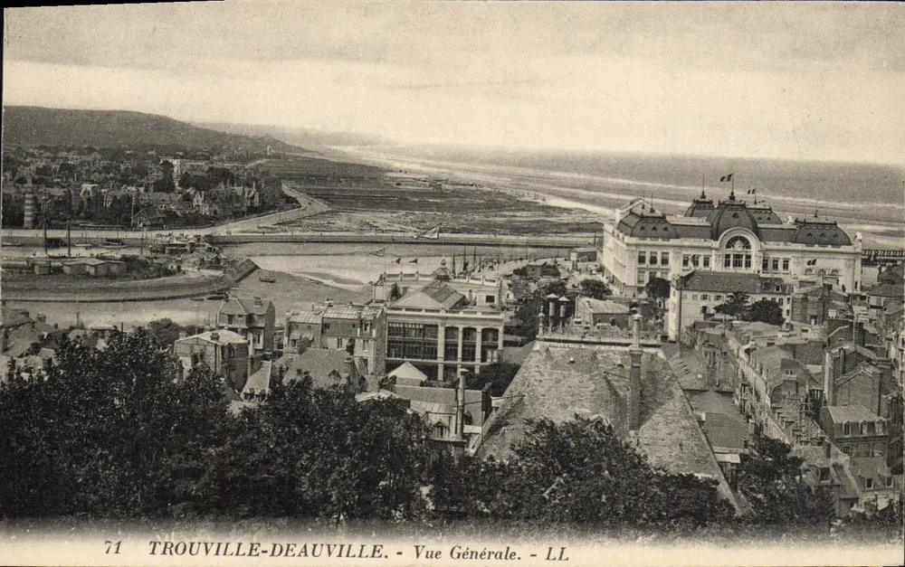 Trouville-Deauville — Allgemeiner Blick — LL - Vorderseite