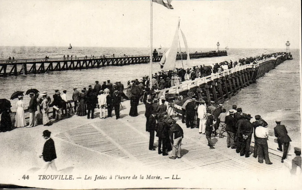 Trouville — Die Piers zur Hochzeit — LL. - Vorderseite