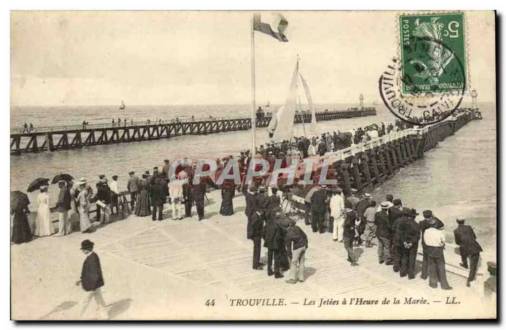 TROUVILLE — Die Piers zur Gezeitenzeit — LL. - Vorderseite
