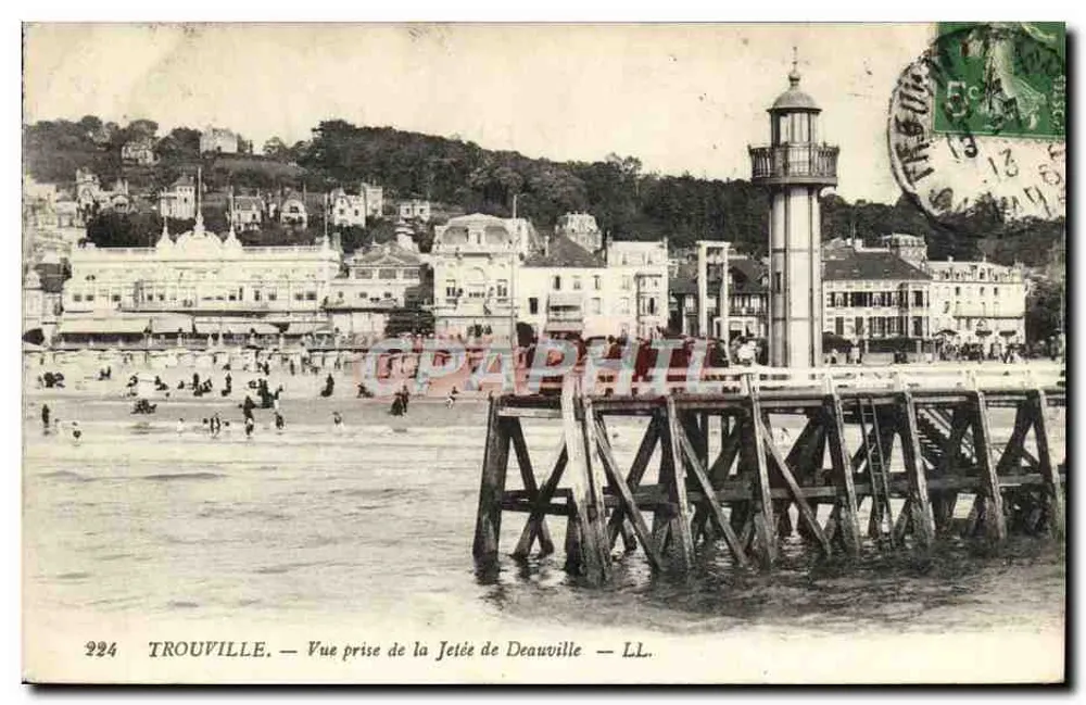 Trouville — Ansicht vom Deauville-Jettys — LL. - Vorderseite