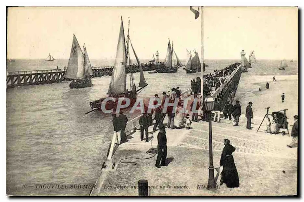 TROUVILLE-SUR-MER — Die Piers zur Gezeitenzeit — ND. Fot. - Vorderseite