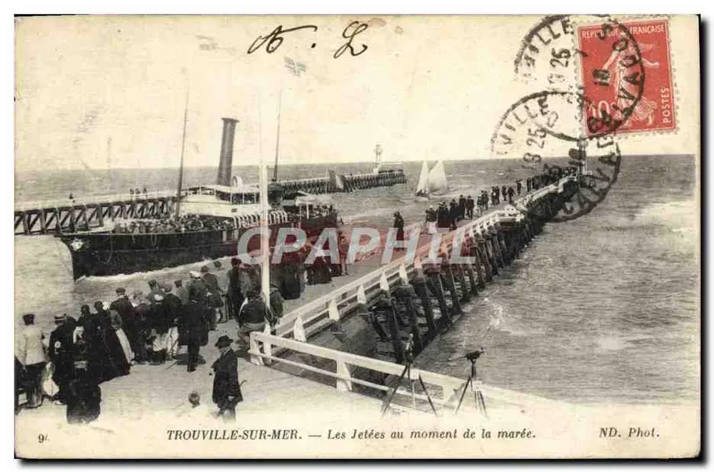 TROUVILLE-SUR-MER — Die Mole zum Zeitpunkt der Flut. — ND. Phot. - Vorderseite