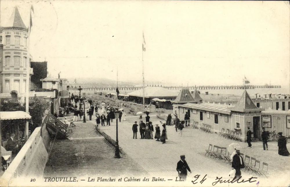 TROUVILLE — Las bancadas y cabinas de los baños — LL. — 24 Julio — LL. Guillett - Anverso