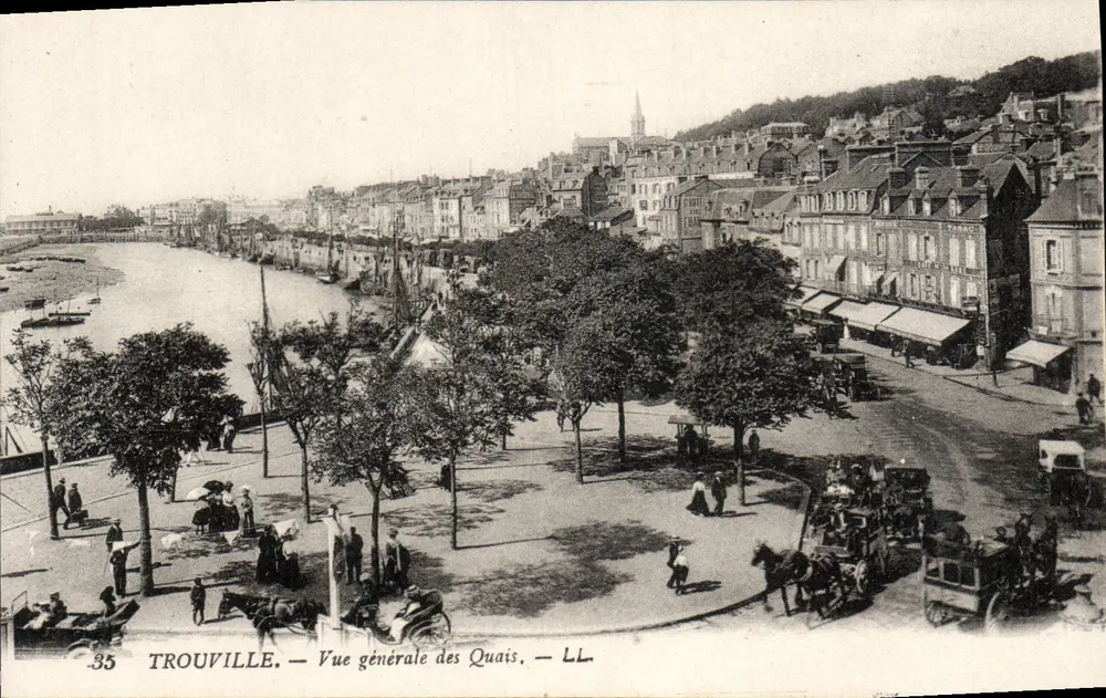 Trouville — Allgemeiner Blick auf die Quais — LL - Vorderseite