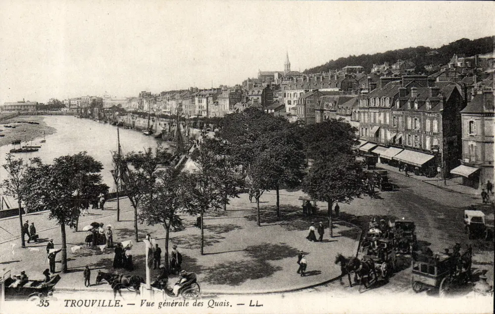 Trouville — Allgemeiner Blick auf die Kais — LL - Vorderseite